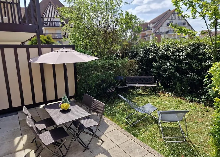 Grand Front De Ensoleille Avec Jardin Plein Sud Acces Direct *